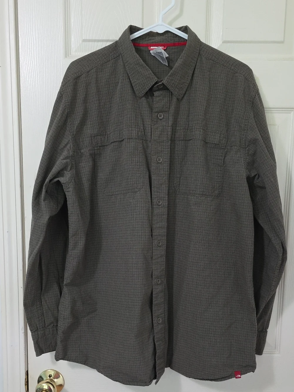 Men's  The North Face Olive Green Long-Sleeve Button-Up Shirt